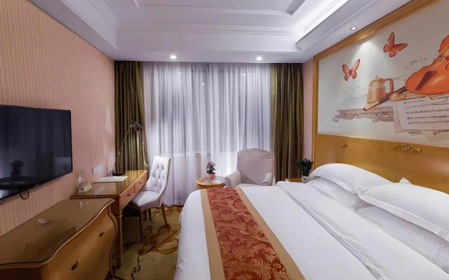 Vienna Hotel Wuhan Lengjiao Lake Wanda Metro