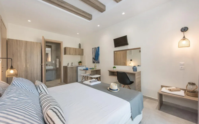 Mikes Beach Apartments & Studios