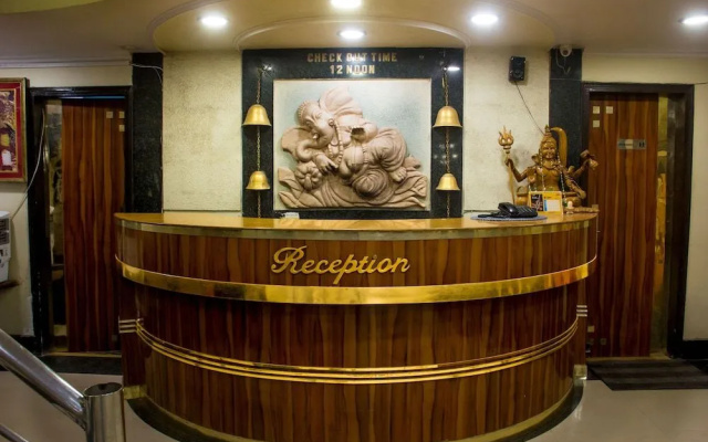 Hotel Atithi Satkaar – Lobby – Varanasi