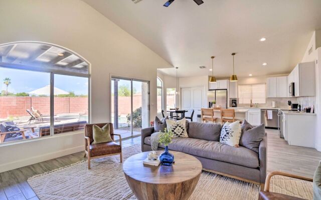 Private Heated Pool: Phoenix Sanctuary w/ Foosball