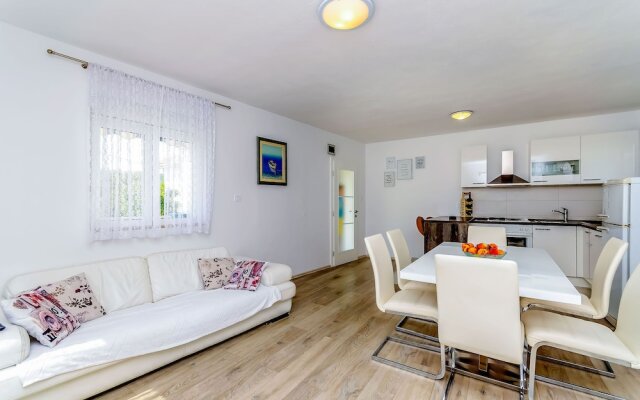 House Ivana