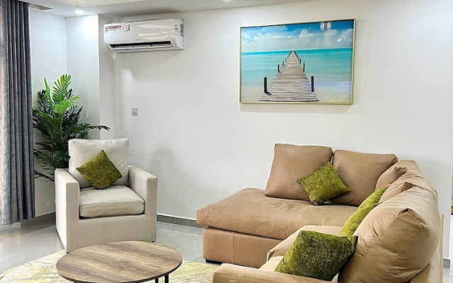 Aqua Gardens Apartments