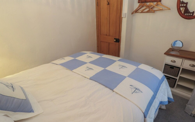 1 Rowes Cottages