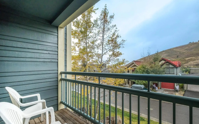 Sweetwater Lift Lodge