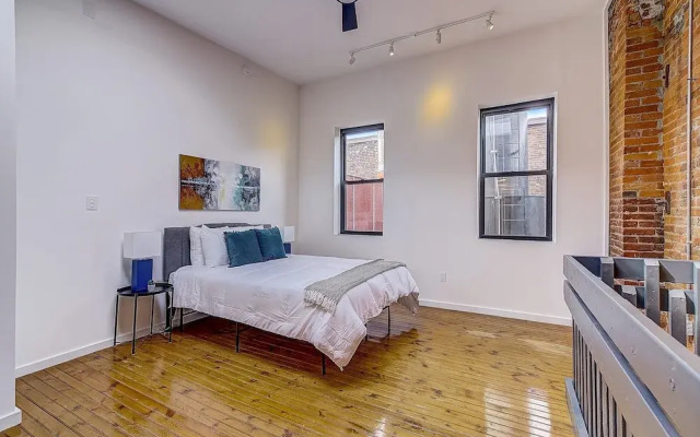 FRONTDESK Mariner's Court Apts Northern Liberties Philadelphia