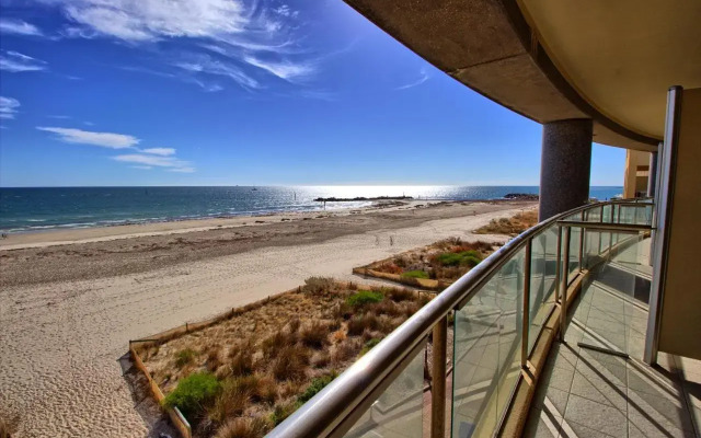 Spinway Adelaide - Oaks Plaza Pier