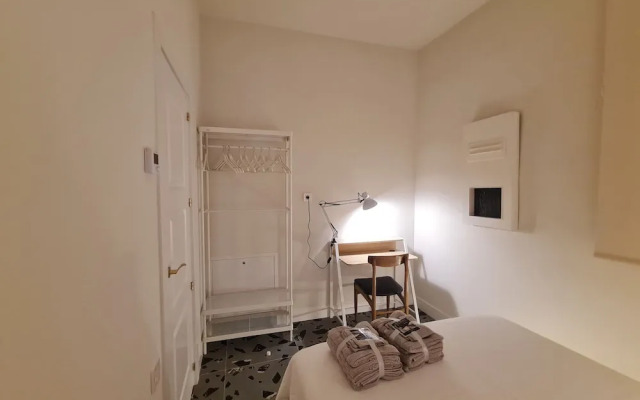 City Center Madrid Apartment With 2 Bedrooms