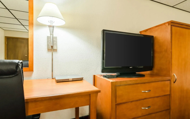Wyndham Garden Salina Conference Center