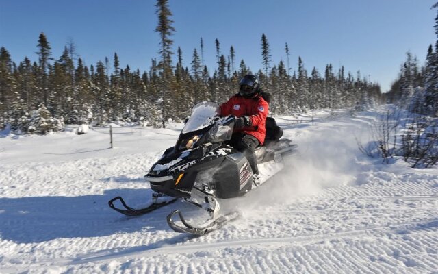 Hï¿½tel-Motel Le Beach