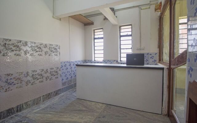 OYO 15721 Simrat Hotel