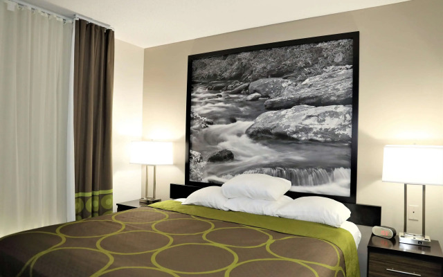 Super 8 by Wyndham High Point/Greensboro