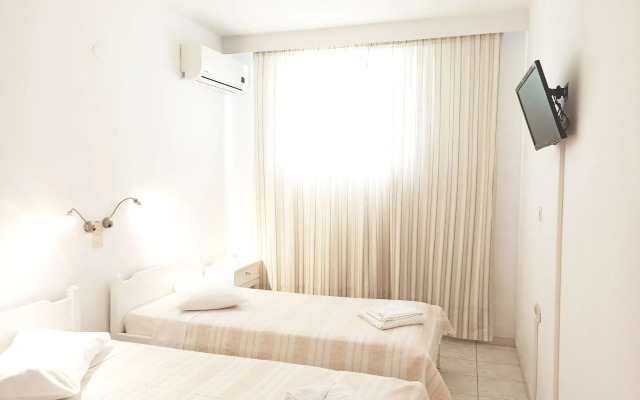 Polos Hotel