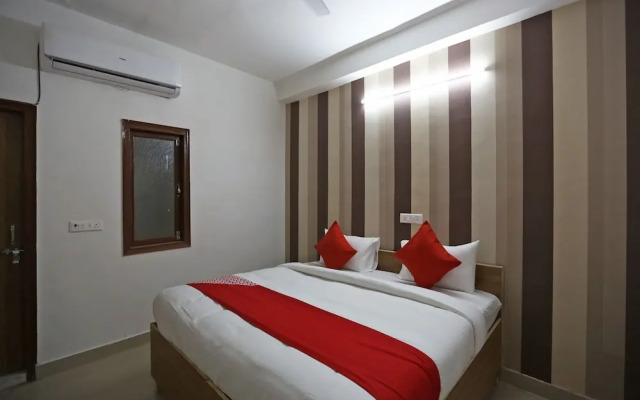 OYO 44400 Retreat Inn