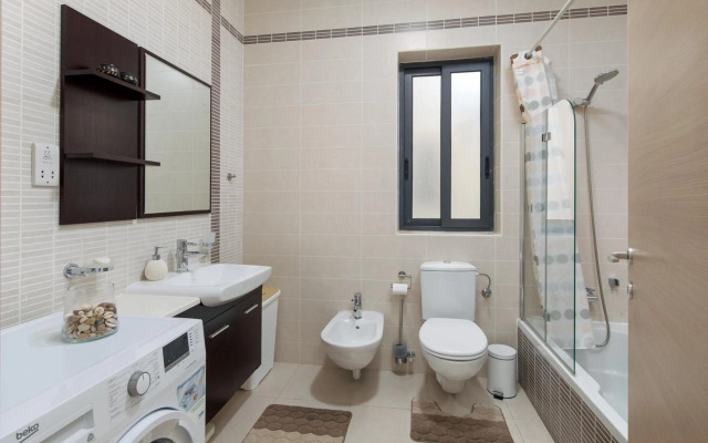 Belmonte Heights - Luxury 3 Bedroom Apartment