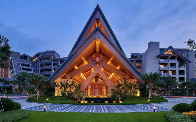 DoubleTree by Hilton Shanwei