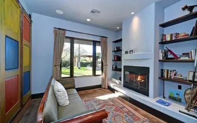 Paradise Valley Homes