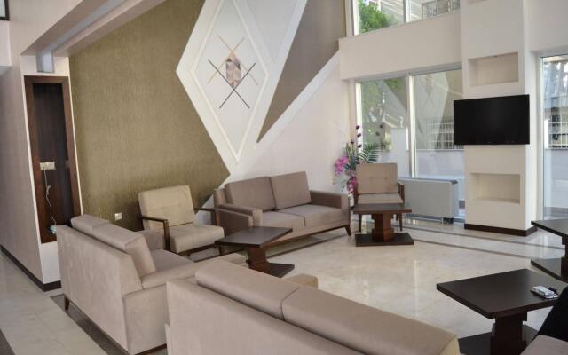 Centrum Business Hotel