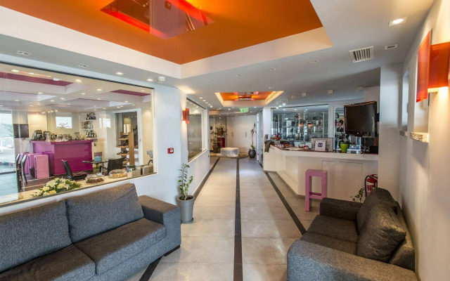 Hotel Amfithea