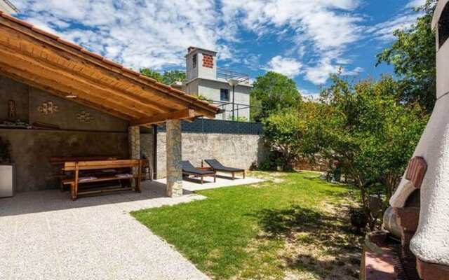 Holiday Home in Polje Near Beach