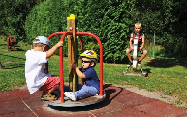 Ferienpark Freesenbruch Wohnung 4 1 - Boddenkiker