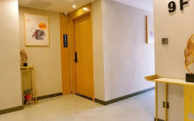 Yifan Hotel