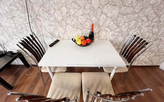 Риконе на улице 50 лет ВЛКСМ 13