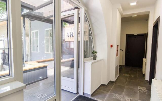 Hotel Arhiv