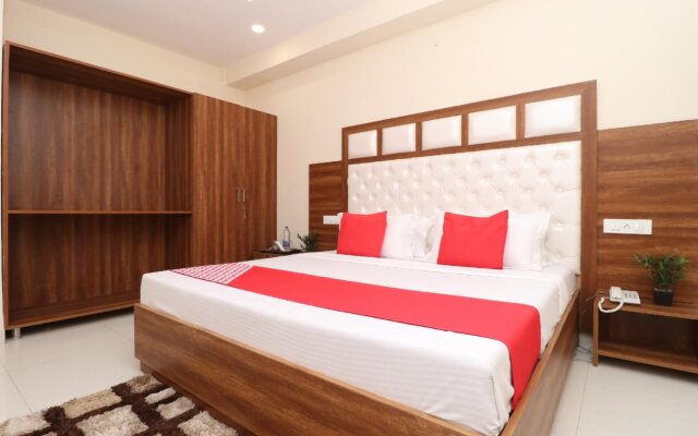 West Inn By OYO Rooms