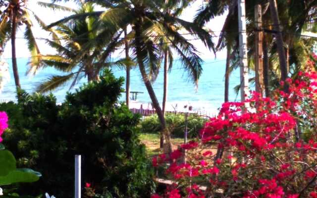 Sri Beach Bungalows and Villa