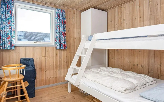 6 Person Holiday Home in Hemmet