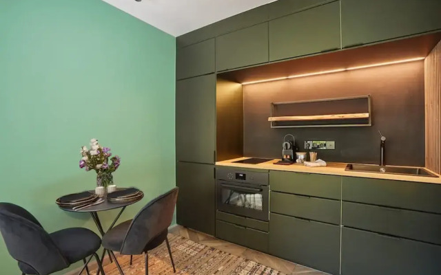 Superb New Studio in Neuilly Porte Maillot