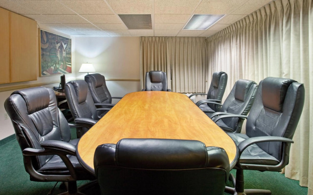 Holiday Inn Express Airport - Tucson by IHG
