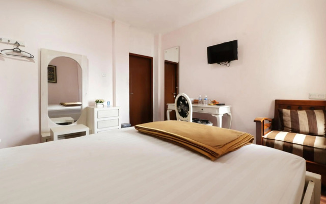 Jayagiri Guesthouse By Belgareti