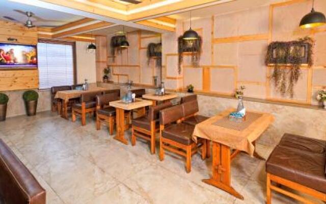 Mayur Hotel Bar And Restaurant