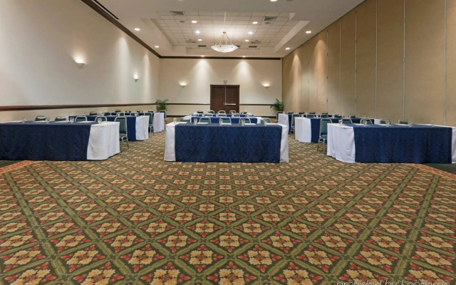 Holiday Inn San Salvador by IHG