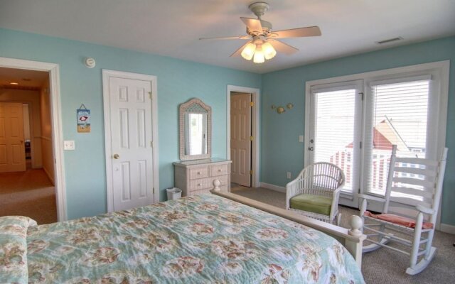 Mclaurin Manna At Holden Beach 4 Bedroom Home by RedAwning