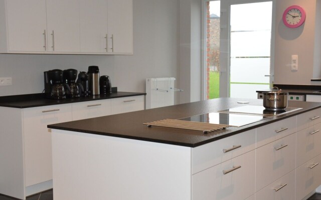 Exquisite Holiday Home in Manhay with Sauna