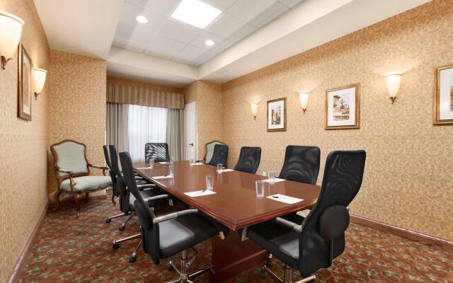 Country Inn & Suites by Radisson, Asheville West near Biltmore