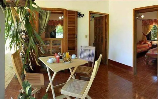 Orquideas Hotel & Cabañas