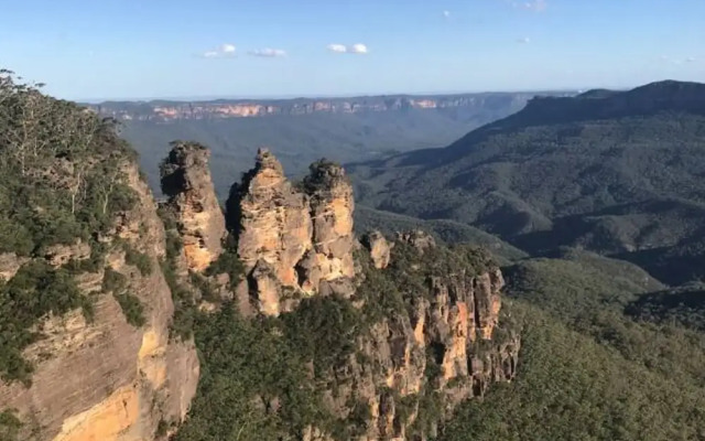 Tullys Hut - Walk to Hikes, Waterfalls, Views