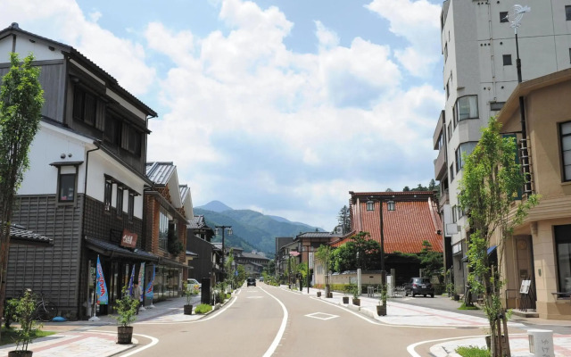 Ooedo Onsen Monogatari Premium Yamanaka Grand Hotel