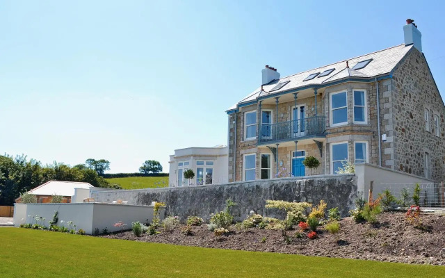 Treburthick House