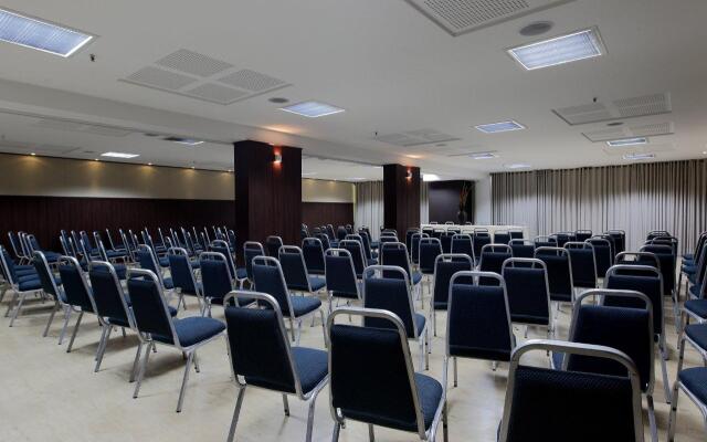 San Marino Suite Hotel