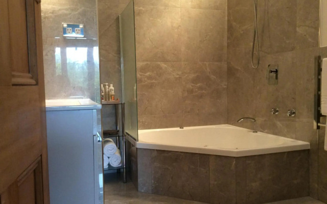 Fyffe Country Lodge