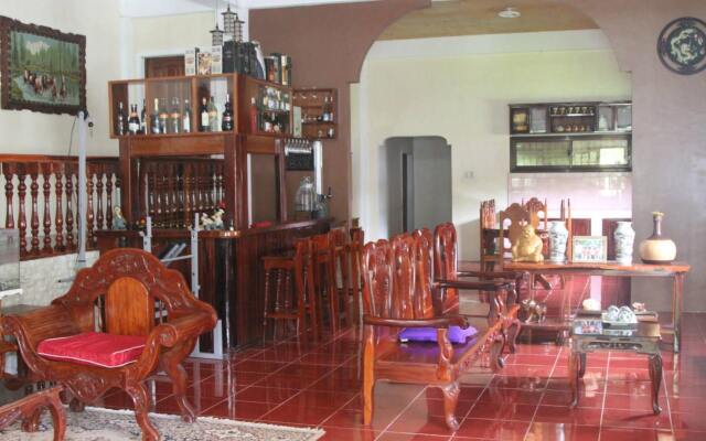 Clemente's Resort