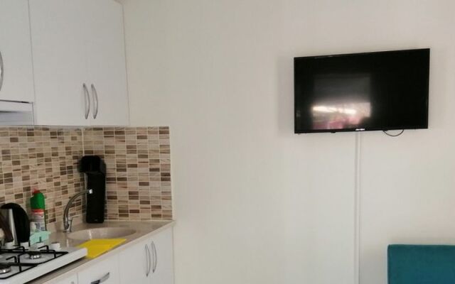 Boncuk Hemşire Apartları Adrasan