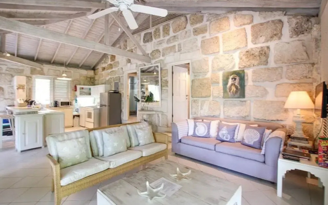 Charming 2-Bed Cottage By Beach by BSL Rentals