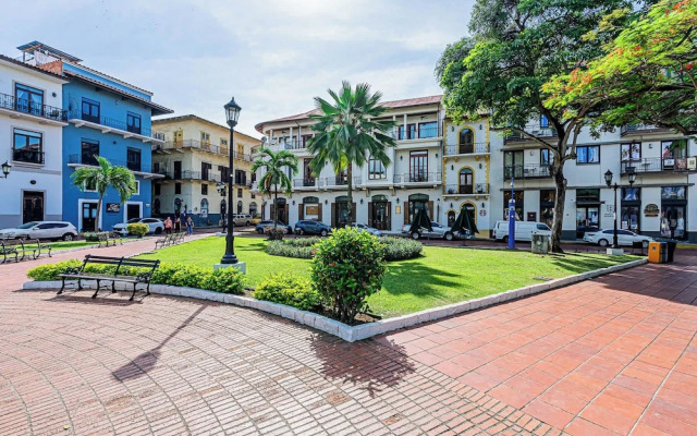 w Grandiose 1BR w Balcony in San Felipe