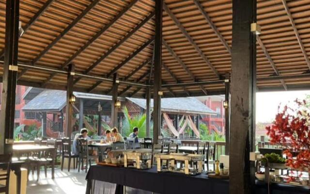 Rainforest Huahin Hotel
