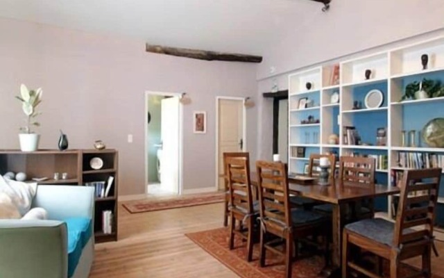 Maison de Textile Apartment